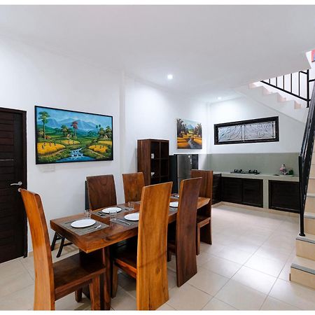 Villa Wegy House-3Br In Udub With Pool And Jungle View Ubud Esterno foto